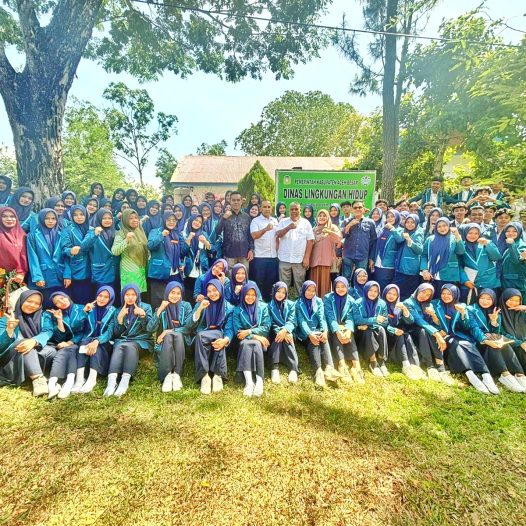 Dinas Lingkungan Hidup Aceh Besar Tanda Tangan Memorandum Of Agreement (MoA) Dengan Jurusan Kesling Poltekkes Aceh ; Terima 80 Mahasiswa Praktek Lapangan